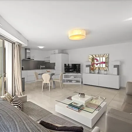Apartment Croisette 2 Bedrooms - 7c3